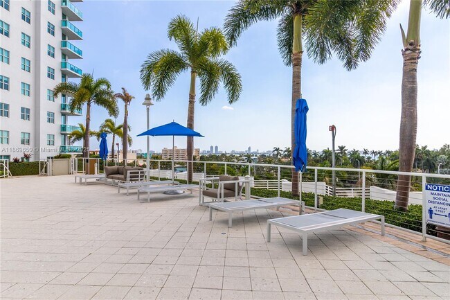 Photo - 7900 Harbor Island Dr Unit 712
