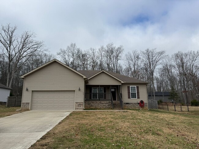 Building Photo - 119 Doak St