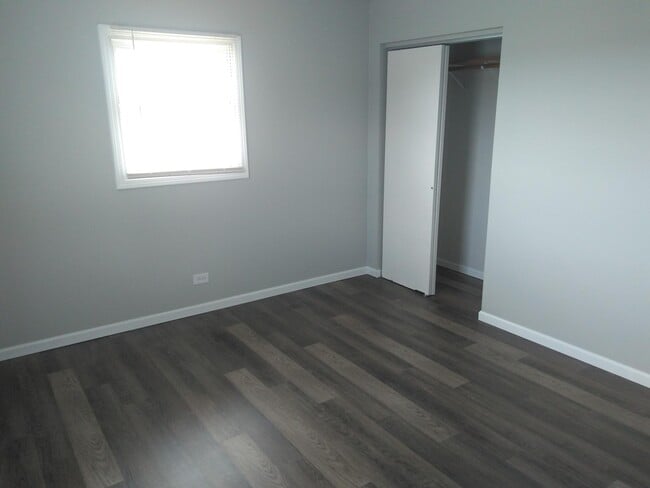 Photo - 1627 Grove Dr Unit 3