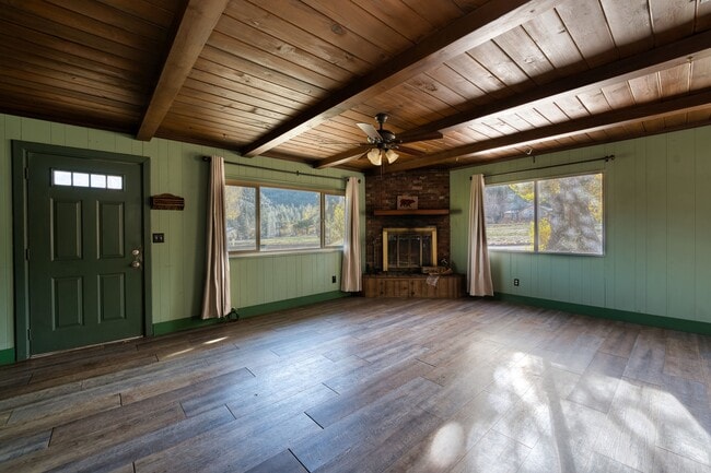 Photo - 16521 Mil Potrero Hwy