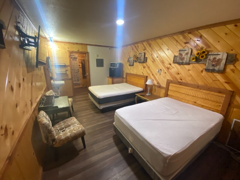 Photo - 19022 US HWY 85