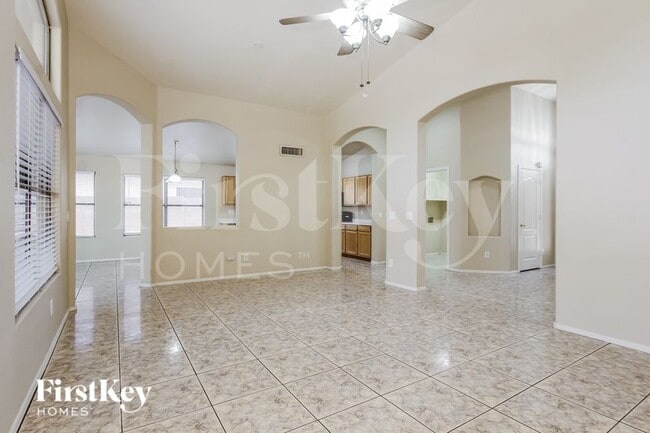 Photo - 2405 N 128th Dr