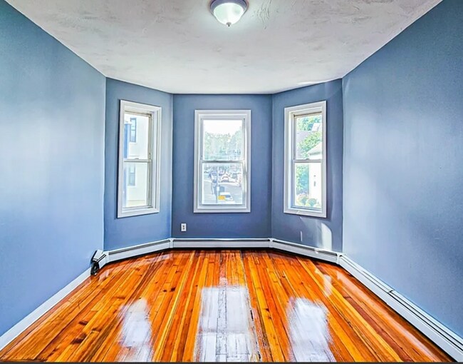 Photo - 180 Quincy St Unit 2