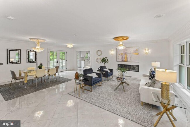 5844 Bermuda Ct