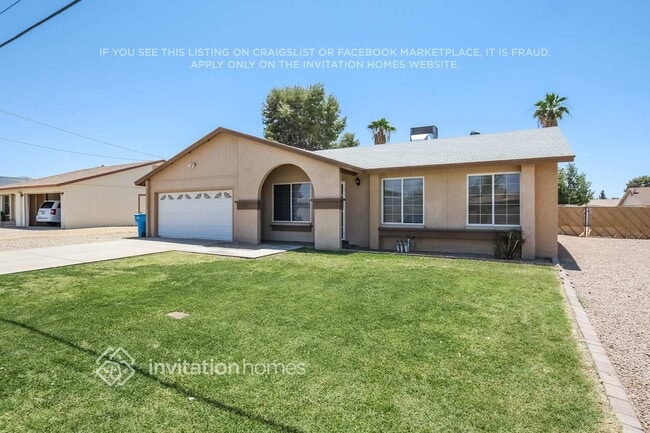 Photo - 2837 W Grovers Ave