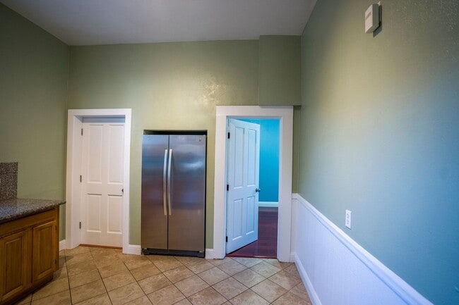 Photo - Encinal Avenue Unit A