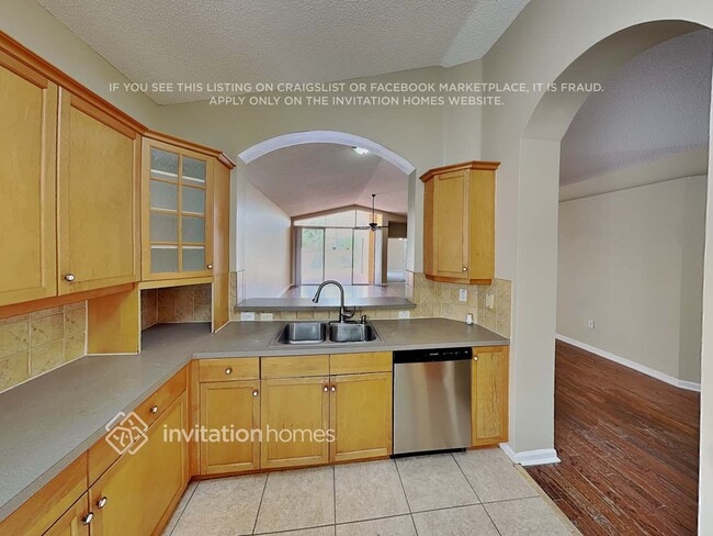 Photo - 6119 Oak Bluff Way