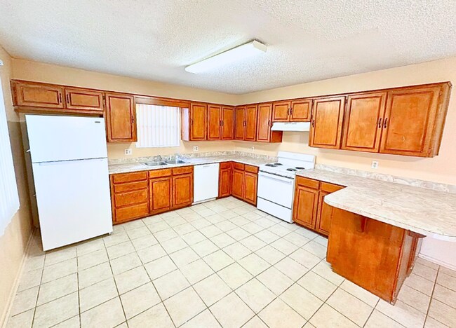 Photo - AVAILABLE SOON!