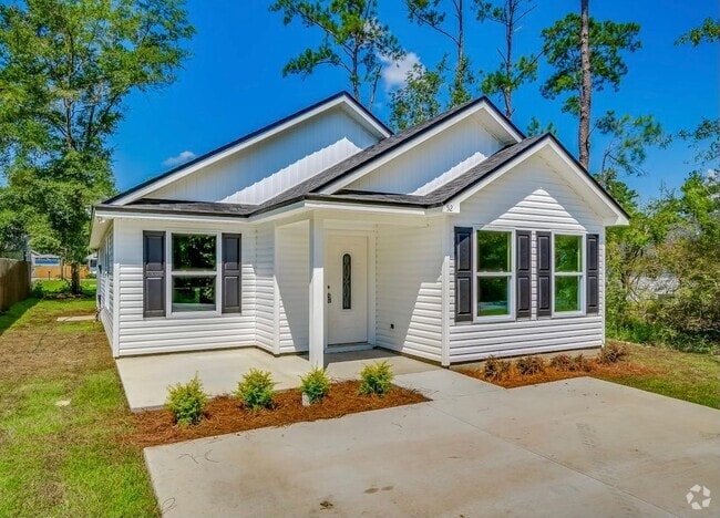 Building Photo - 30 Dakota Dr Rental