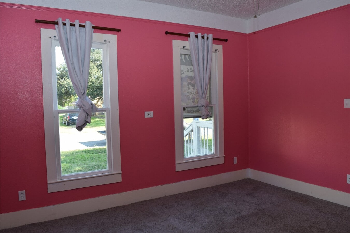 Photo - 815 6th Ave N