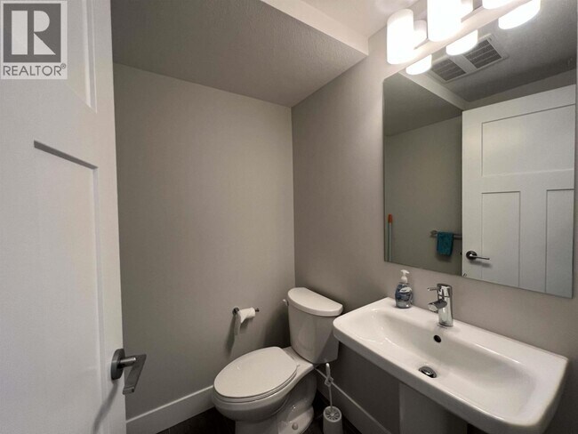Photo - 4588 Dubbert St
