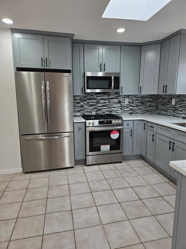 Photo - 25 Johnson Pl