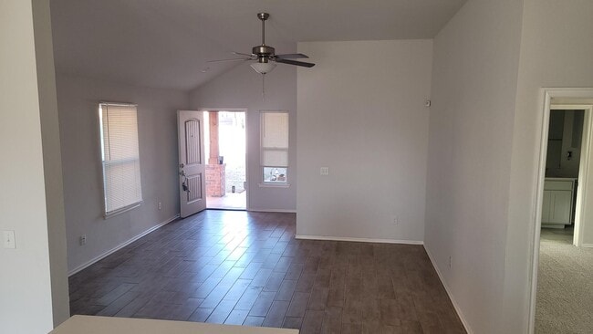 Photo - 4617 Emerald Knoll Rd