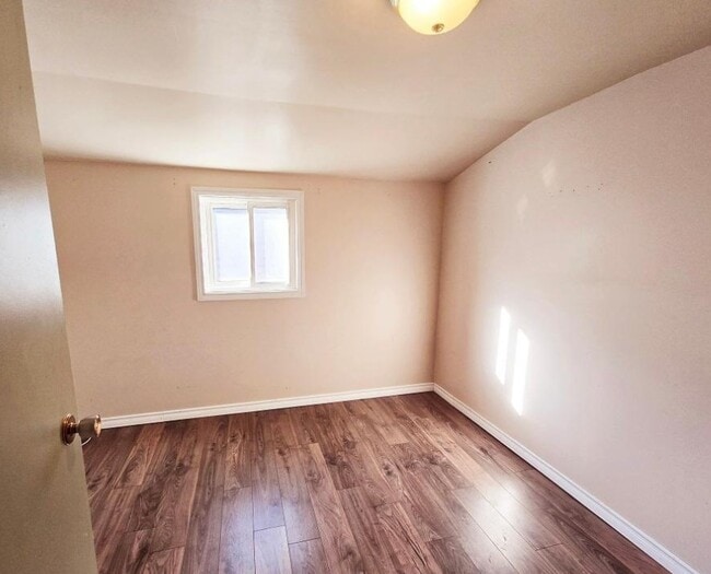 Photo - Spacious 3 Bed / 1 Bath House| $2249/month (plus utilities) - Parking Included