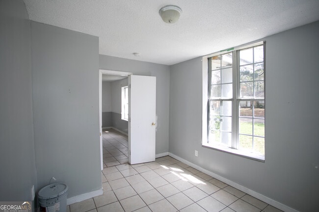 Photo - 402 Boulevard St