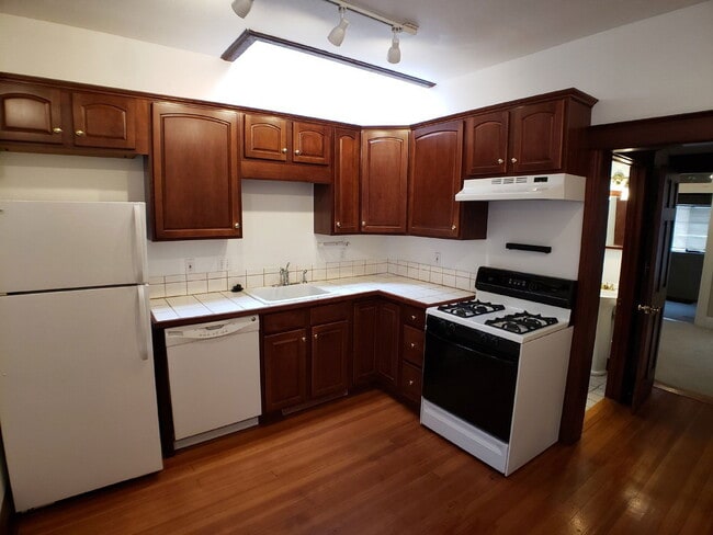 Photo - 123 E Exposition Ave