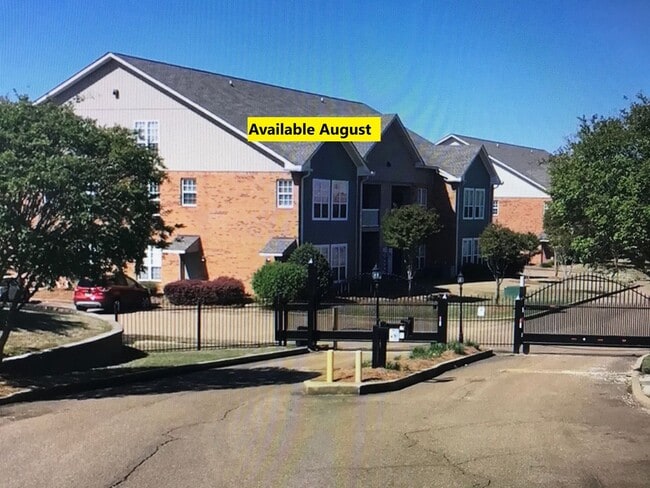 Building Photo - High Pointe