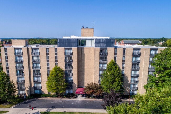 Riverstone Apartments