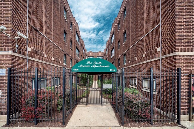 Building Photo - 4850 W North Ave Rental