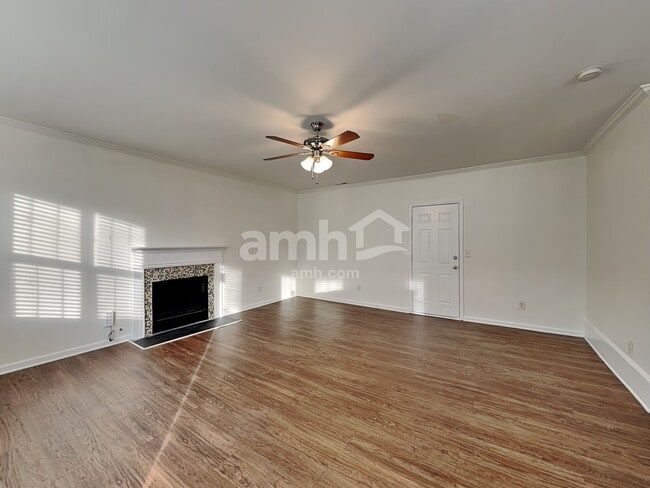 Photo - 7225 Hidden Creek Dr