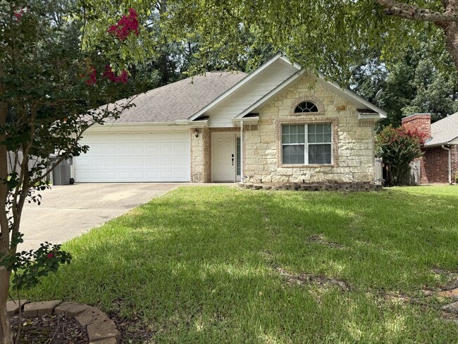 Photo - 105 Willow Brook Dr