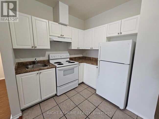 Photo - 1801 Eglinton Ave W Unit 307
