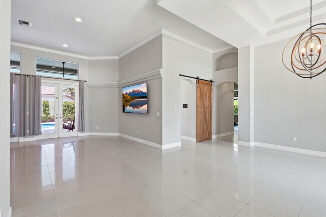21653 Marigot Dr