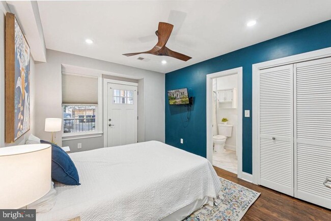 Photo - 718 Jackson St NE Unit 1