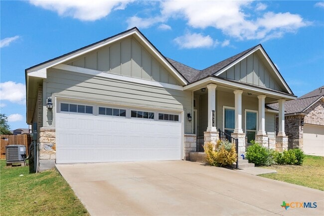 Photo - 5678 Baffin Ln