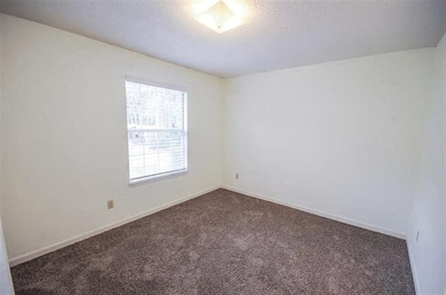Photo - 1515 Paul Russell Rd