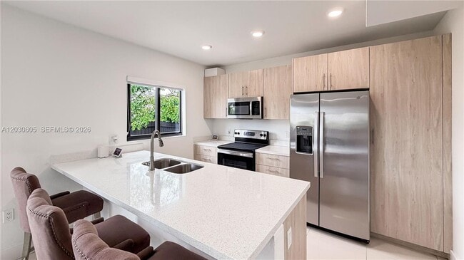 Photo - 229 NW 12th St