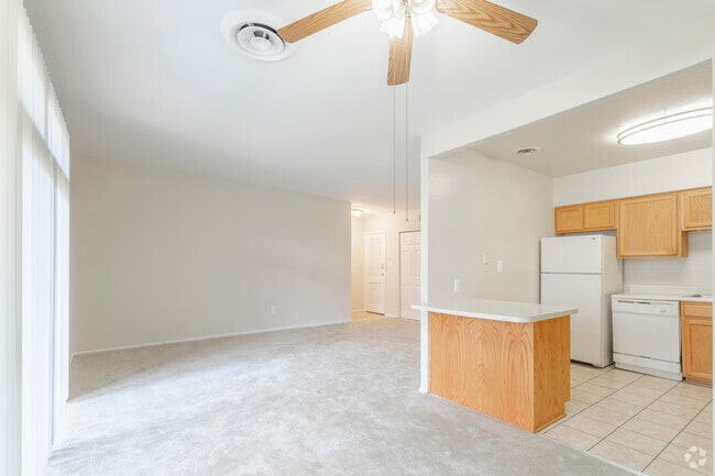 3 BR, 2 BA - 1,075 SF