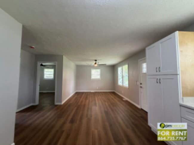 Photo - 119 Welborn Cir