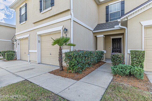 Photo - 1500 Calming Water Dr