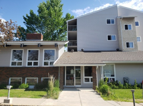 Building Photo - Parkview Estates