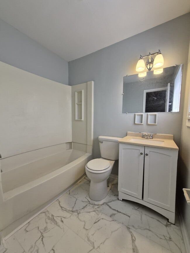 Photo - 3747 Ireland Dr