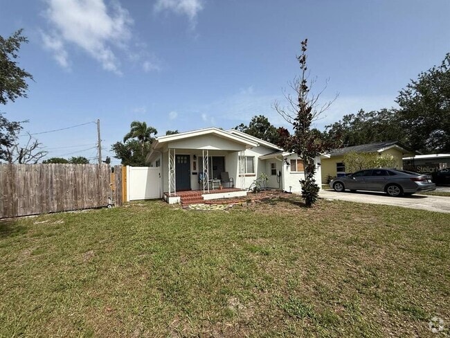 Building Photo - 5347 10th St N Rental