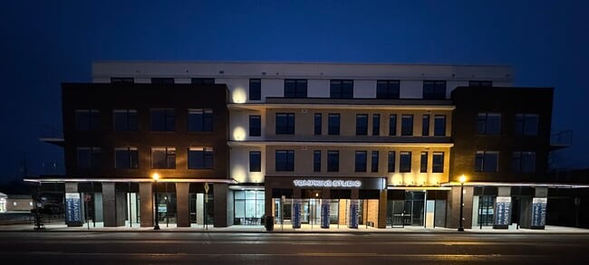 Building Photo - Tompkins Rental