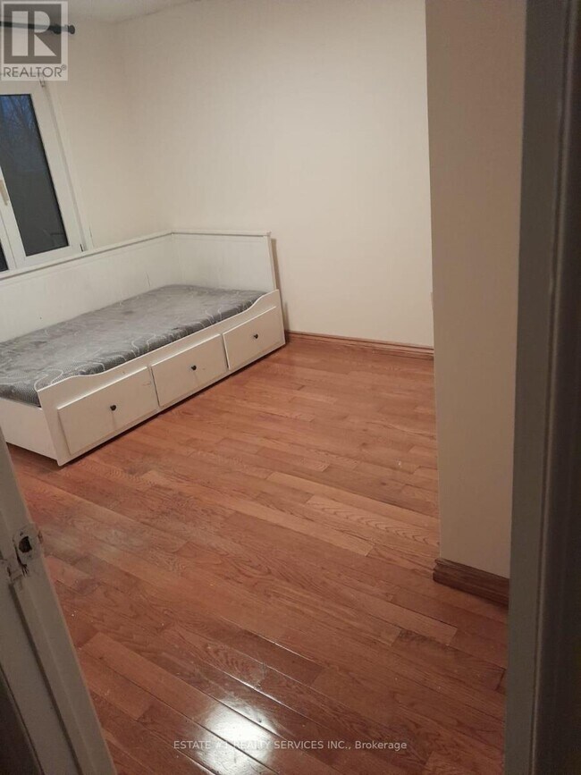 Photo - 36 Cousins Ct