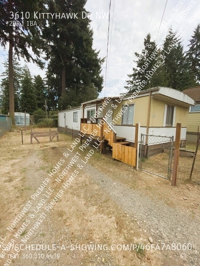 Building Photo - 3610 Kittyhawk Dr NW Rental