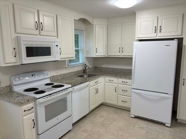 Photo - 42 Briarwood Dr