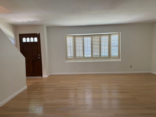 Photo - 4195 Kingsley St Unidad 43