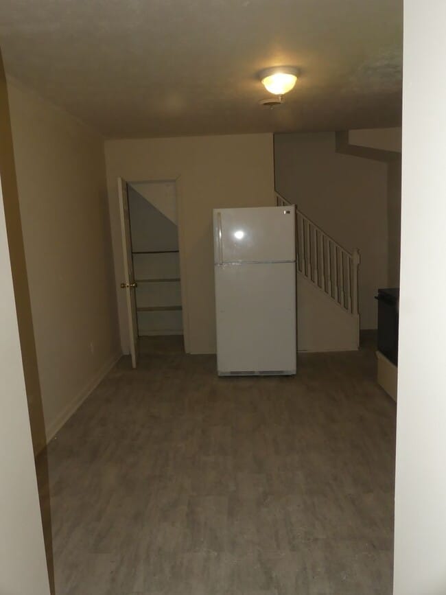 Photo - 1643 Briarfield Rd