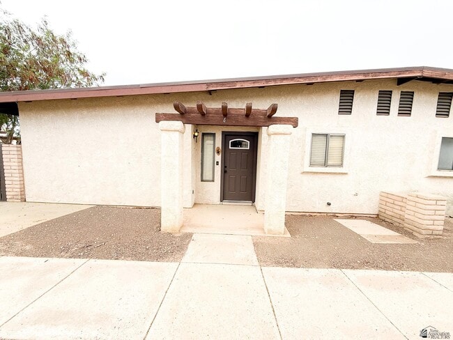 Photo - 1465 E Laguna Pl Unit 4