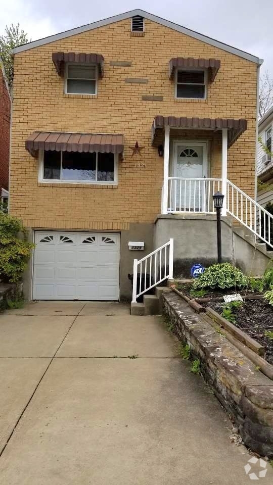 Building Photo - 1329 Methyl St Rental