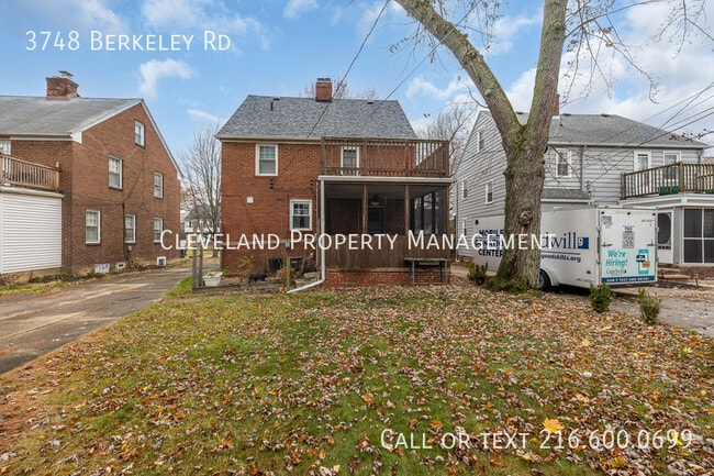 Photo - 3748 Berkeley Rd