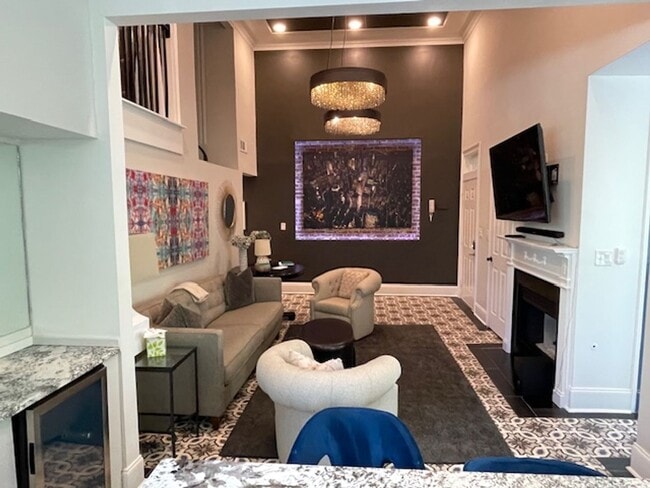 Photo - Stunning Furnished 3 Bedroom 3 Bath Condom...