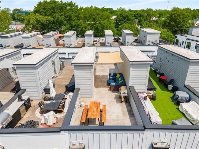 Photo - 1265 Wright Ln SE