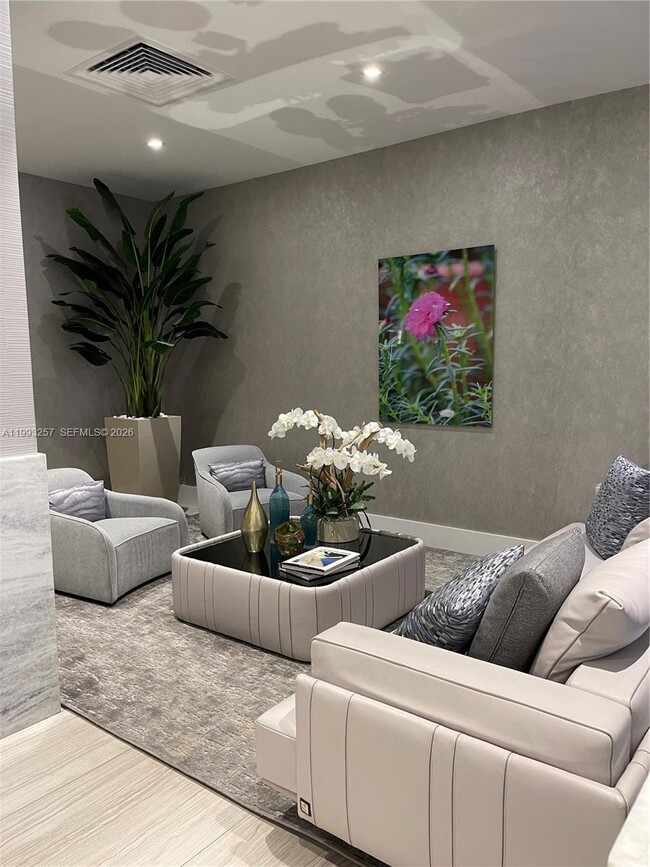 Photo - 2301 S Ocean Dr Unidad 607