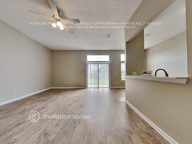 9564 Croxley Ct